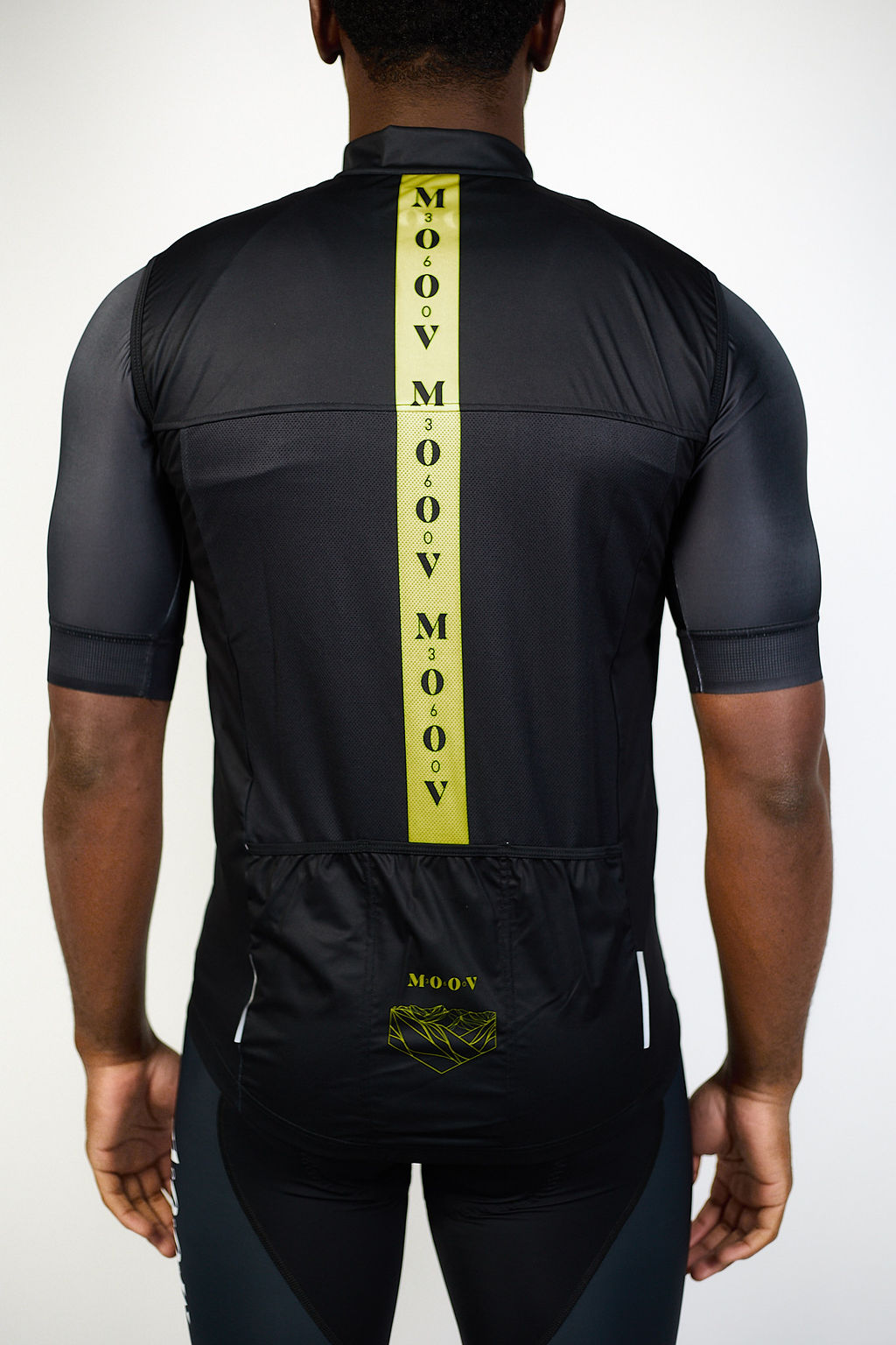 Windproof and waterproof vest - Customizable