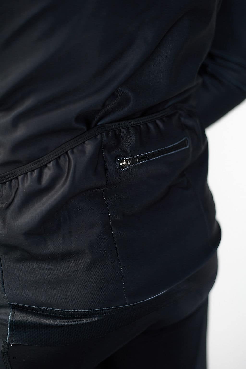 Windproof and waterproof thermal jacket - Customizable