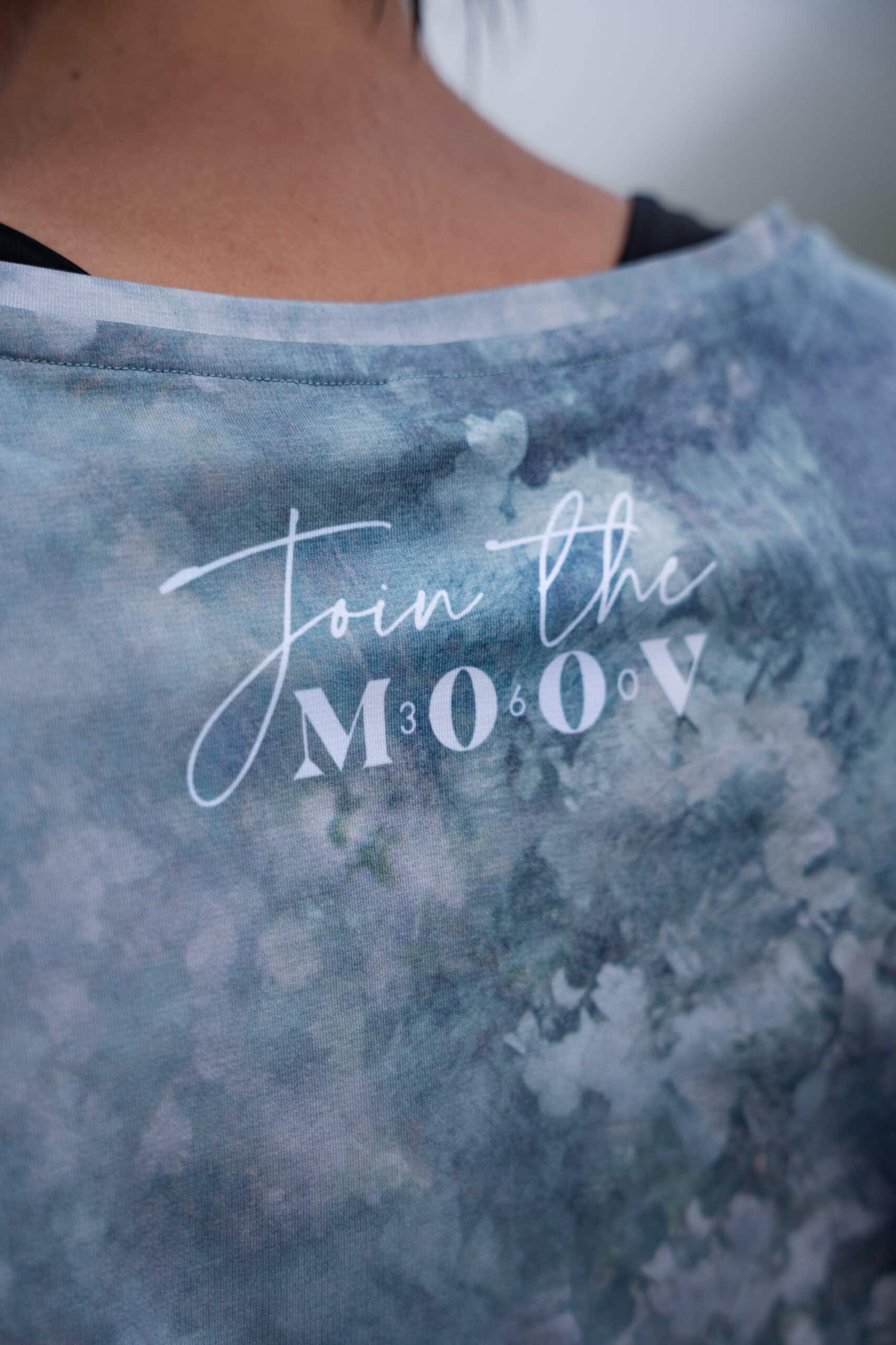 T-shirt OOrizon Aero Light - Green Flowers