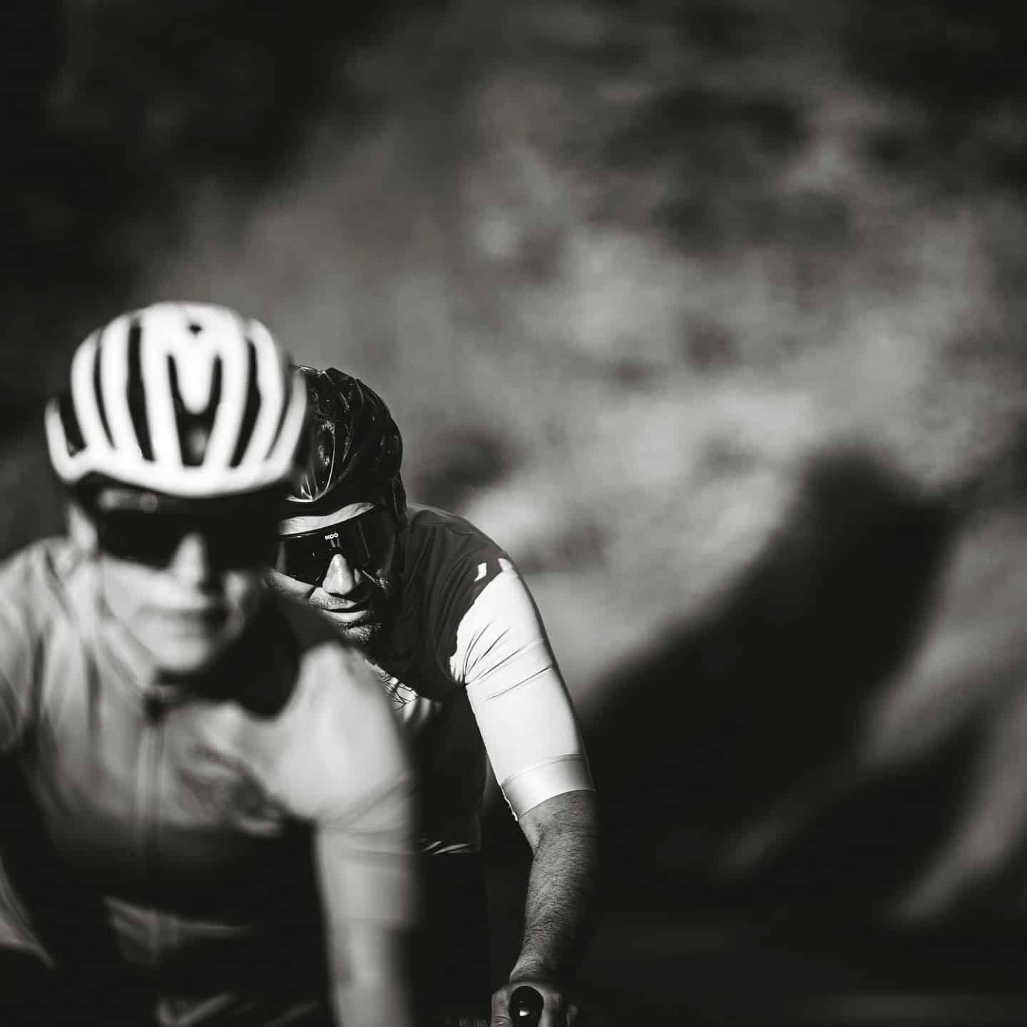 TEAM SPIRIT ⚡️Vous faites partie d’une team de vélo?Vous cherches à customiser vos équipements avec vos couleurs?Moov360 vous équipe grâce à ses tenues ultra confortables conçues en Italie avec des matières recyclées ♻️!Faites le choix de tenues techniques ms éthiques pour vous dépasser en 2024 🔥! #wemoov360 #cycling #cyclingteam #teamspirit #custom #customcycling #sustainablesportswear #cyclinggear