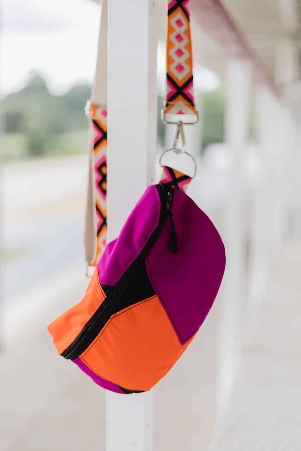 Eco-responsible and colorful fuchsia fanny pack - Orange